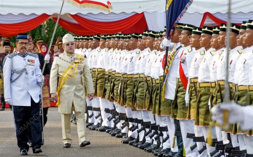 KB01_13122016_AGONG_ISTANA
