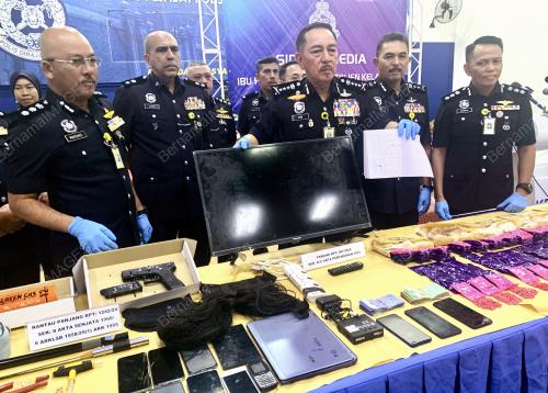DATUK MUHAMAD ZAKI HARUN