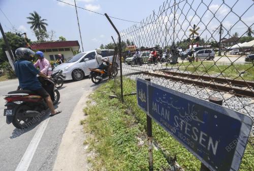 TINJAUAN PERJALANAN KTMB