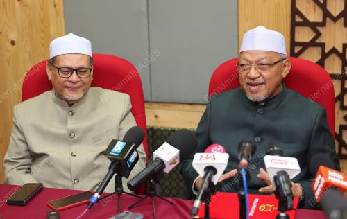 DATUK AHMAD YAKOB