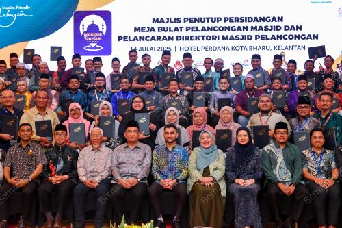 DATUK KHAIRUL FIRDAUS AKHBAR KHAN