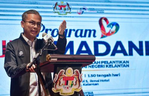 DATUK FAHMI FADZIL