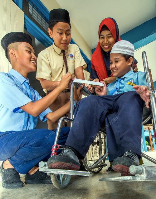 KB01_17112015_UPSR