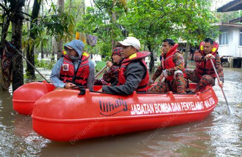 TINJAUAN BANJIR KELANTAN