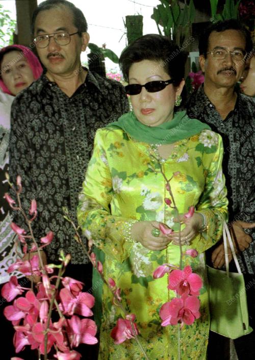 KB01_18022016_PESTA_FLORA