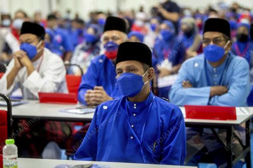 PERSIDANGAN UMNO