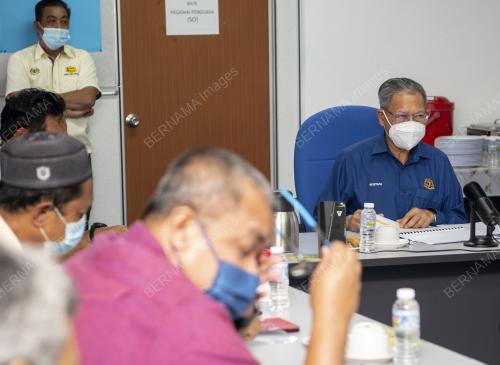 DATUK SERI MUSTAPA MOHAMED