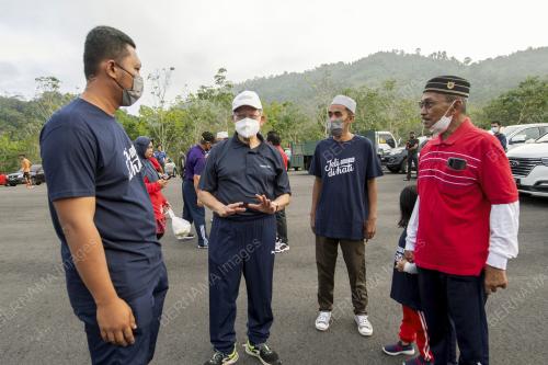 DATUK SERI MUSTAPA MOHAMED