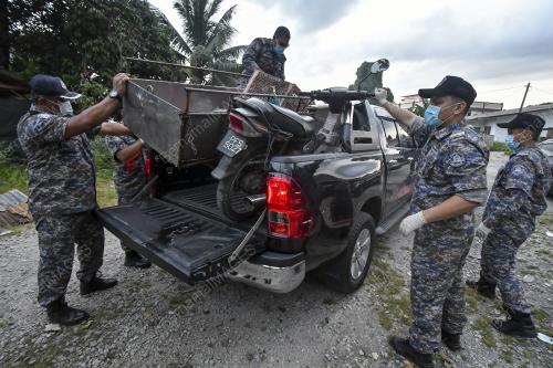 OP BERSIH BERSEPADU WARGA ASING