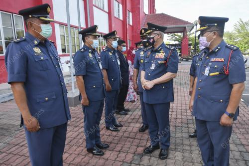DATUK SERI MOHAMMAD HAMDAN WAHID