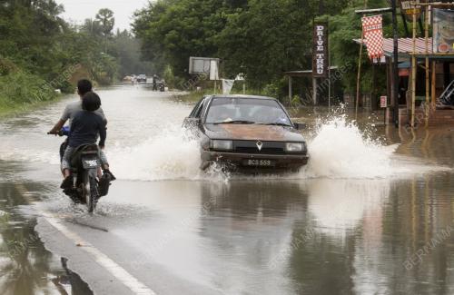 TINJAUAN BANJIR KELANTAN