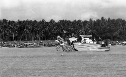 KB01_20032015_PESTA_SUNGAI011
