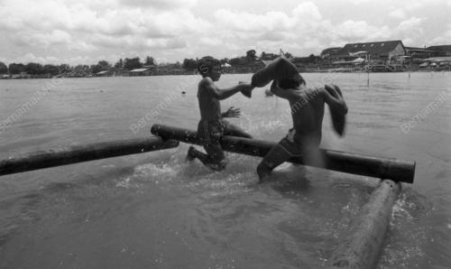 KB01_20032015_PESTA_SUNGAI051
