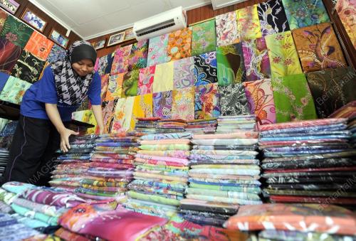 KB01_20092014_BATIK