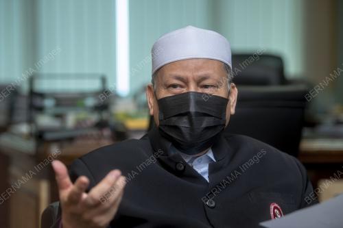 DATUK MOHD AMAR NIK ABDULLAH