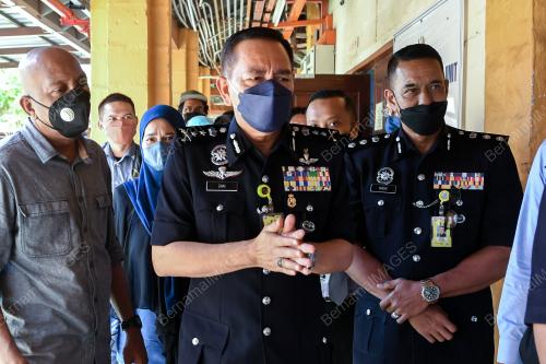 DATUK MUHAMAD ZAKI HARUN