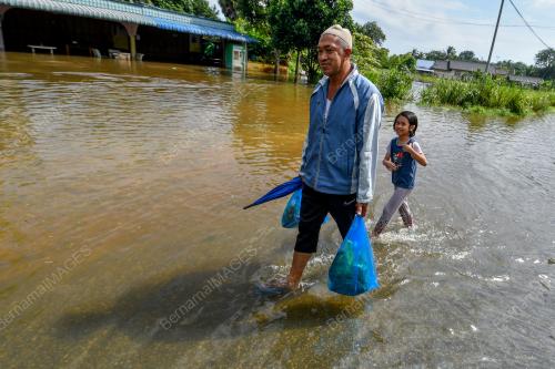 TINJAUAN BANJIR DI KELANTAN