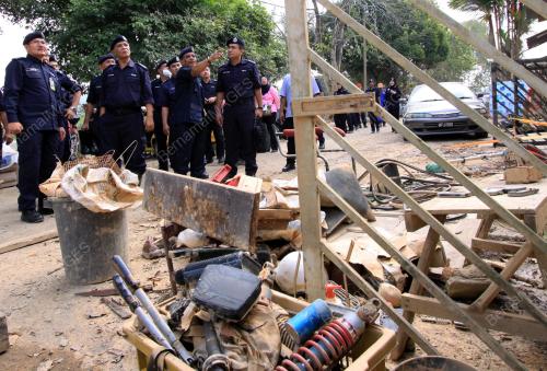 KB01_22012015_GOTONG_ROYONG