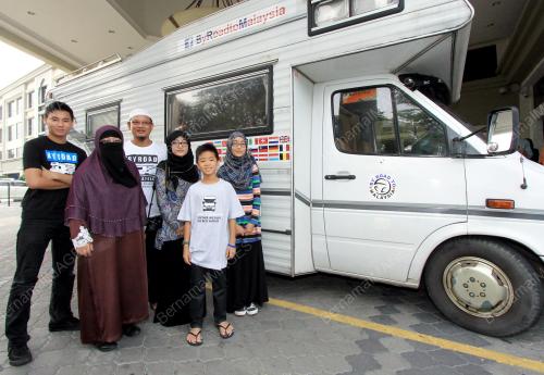 KB01_22062014_JELAJAH_KARAVAN