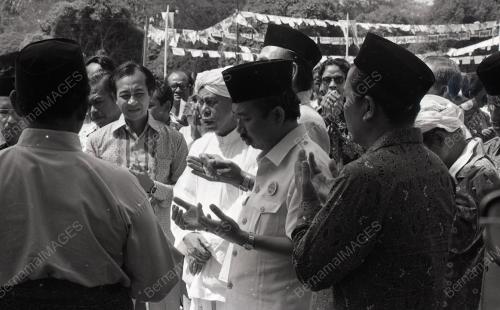TENGKU RAZALEIGH HAMZAH