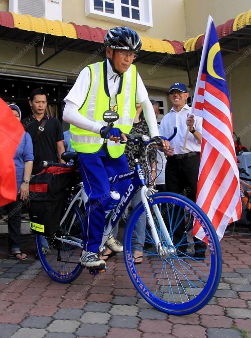 KB01_23042014_WAN_HASHIM_WAN