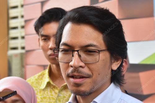 MUHAMMAD KAMIL ABDUL MUNIM