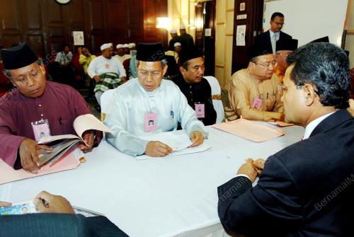 PENAMAAN CALON PRU12