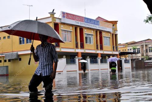 KB01_24122012_BANJIR