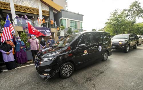 DATUK AHMAD YAKOB