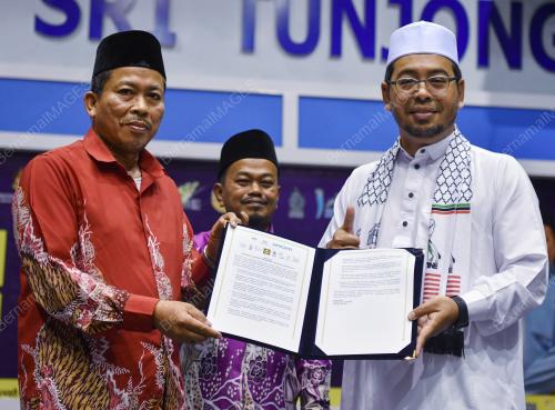 SENATOR DR ZULKIFLI HASAN