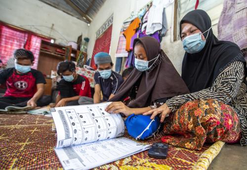PENGAJARAN DAN PEMBELAJARAN DI RUMAH