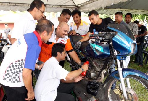 KHAIRY JAMALUDDIN
