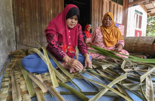 JALUR GEMILANG TIKAR MENGKUANG