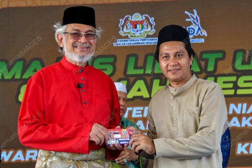 KHALID ABDUL SAMAD