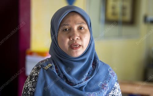 AYU HARYANI IBENI YANIN
