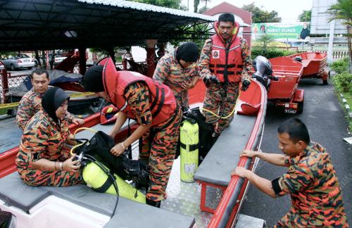 BOMBA DAN PENYELAMAT