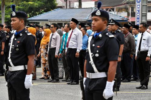 PERHIMPUNAN BULANAN POLIS