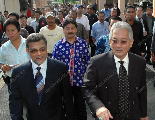 NIK SAPEIA NIK YUSOFF