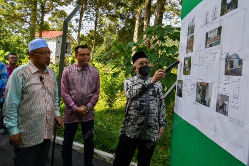 DATUK AHMAD YAKOB