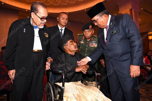 KB01_28112017_ATM_PINGAT_BN201711272669