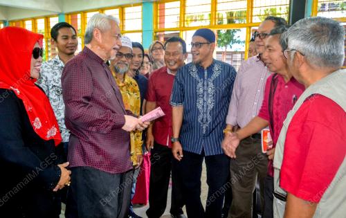 DATUK KAMARUDDIN MD NOOR