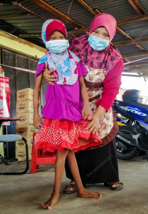 NORHANIS MOHAMAD