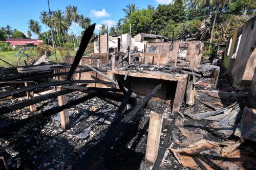 KEBAKARAN RUMAH KAMPUNG KIJANG