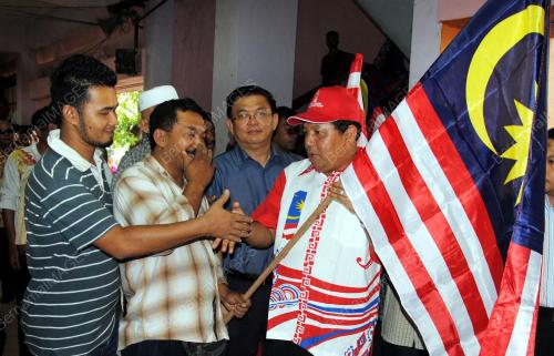 AWANG ADEK HUSSIN