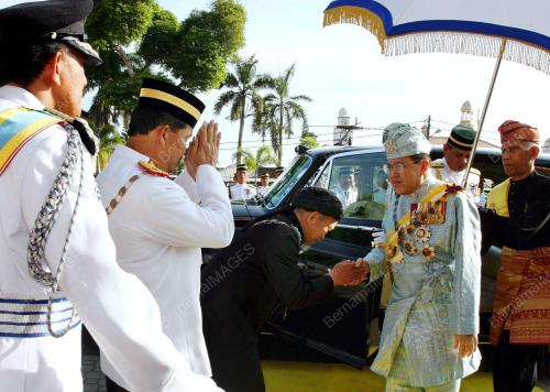 TUANKU ISMAIL PETRA IBNI ALMARHUM SULTAN YAHAYA PETRA