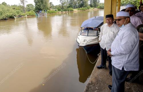 DATUK AHMAD YAKOB