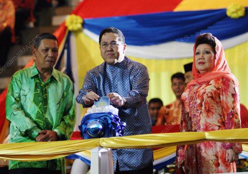 TUANKU ISMAIL PETRA YAHYA PETRA
