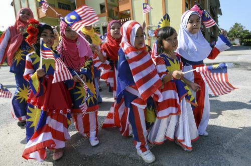 KB01_30082018_BENDERA