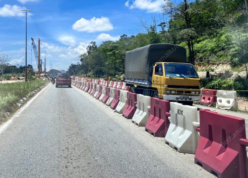 PENUTUPAN JALAN LTU
