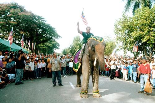 KB02-31_08_2000_GAJAH_-_TUMPUAN_12012016